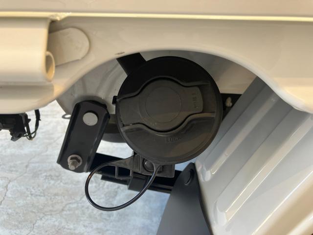 ハイゼットトラックスタンダード CVT 2WD ラジオCVT 2WD ワンオーナー AM/FMラジオ ハロゲンヘッドライト オートライト オートハイビーム アイドリングストップ ラバーマット スマアシ(香川県)の中古車