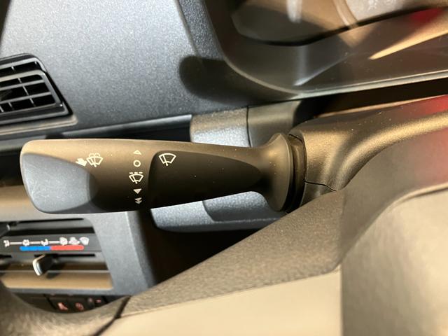 ハイゼットトラックスタンダード　ＣＶＴ　２ＷＤ　ラジオＣＶＴ　２ＷＤ　ワンオーナー　ＡＭ／ＦＭラジオ　ラバーマット　ハロゲンヘッドライト　オートライト　オートハイビーム　アイドリングストップ　スマアシ（香川県）の中古車
