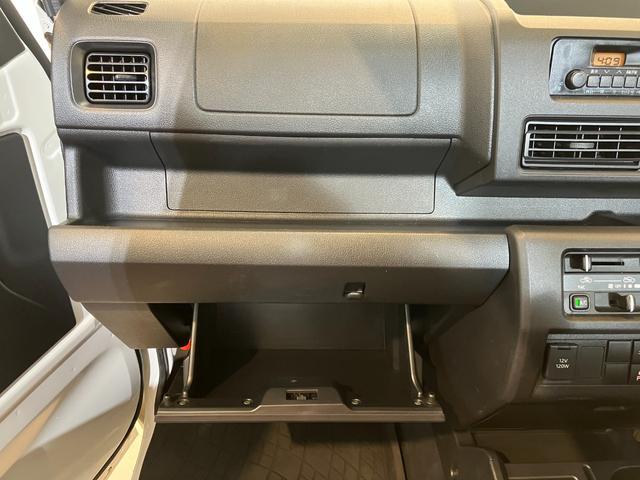 ハイゼットトラックスタンダード　ＣＶＴ　２ＷＤ　ラジオＣＶＴ　２ＷＤ　ワンオーナー　ＡＭ／ＦＭラジオ　ラバーマット　ハロゲンヘッドライト　オートライト　オートハイビーム　アイドリングストップ　スマアシ（香川県）の中古車