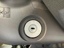 ＣＶＴ　２ＷＤ　ＡＭ／ＦＭラジオ　ラバーマット　ロングバイザー　ワンオーナー　アイドリングストップ　ハロゲンヘッドライト　オートライト　オートハイビーム　スマアシ（香川県）の中古車