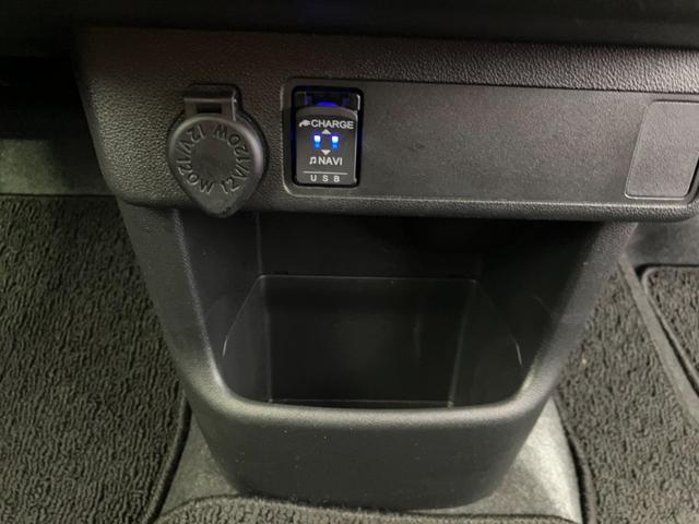 ブーンスタイル　ホワイトリミテッドＳＡIII　ナビ／スマアシIIIワンオーナー　純正ナビ　パノラマモニター　Ｂｌｕｅｔｏｏｔｈ接続　ＬＥＤヘッドランプ　オートライト　オートマチックハイビーム　スマアシＩＩＩ　アイドリングストップ　スマートキー　電動格納ミラー（香川県）の中古車