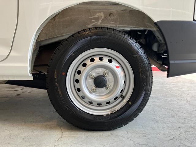 ハイゼットカーゴＤＸ　ＭＴ　２ＷＤ　ラジオＭＴ　２ＷＤ　両側スライドドア　ワンオーナー　キーレスエントリー　ＡＭ／ＦＭラジオ　ハロゲンヘッドライト　オートライト　オートハイビーム（香川県）の中古車