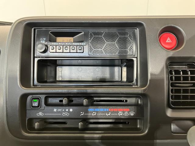 ハイゼットトラックエアコン・パワステ　スペシャルワンオーナー　ＭＴ　ハロゲンヘッドライト　ＡＭ／ＦＭラジオ　荷台板張り　取扱説明書　メンテナンスノート（香川県）の中古車
