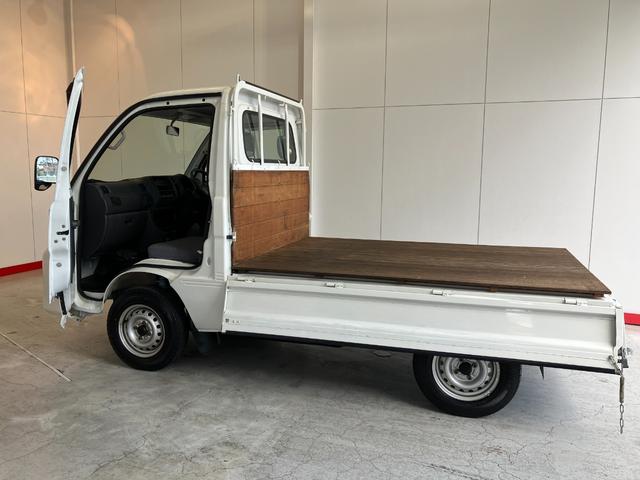 ハイゼットトラックエアコン・パワステ　スペシャルワンオーナー　ＭＴ　ハロゲンヘッドライト　ＡＭ／ＦＭラジオ　荷台板張り　取扱説明書　メンテナンスノート（香川県）の中古車