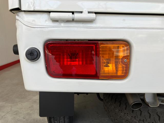 ハイゼットトラックエアコン・パワステ　スペシャルワンオーナー　ＭＴ　ハロゲンヘッドライト　ＡＭ／ＦＭラジオ　荷台板張り　取扱説明書　メンテナンスノート（香川県）の中古車