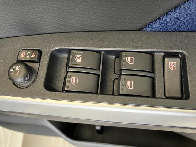 トールカスタムＧ　リミテッドII　ＳＡIIIワンオーナー　純正ナビ　純正ＥＴＣ　純正ドライブレコーダー　パノラマモニター　オートクルーズコントロール　両側パワースライドドア　運転席・助手席シートヒーター　スマアシＩＩＩ　アイドリングストップ（香川県）の中古車