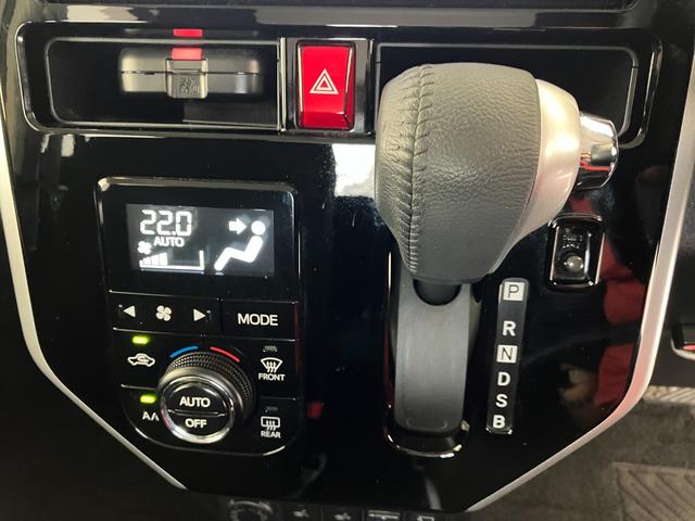 トールカスタムＧ　リミテッドII　ＳＡIIIワンオーナー　純正ナビ　純正ＥＴＣ　純正ドライブレコーダー　パノラマモニター　オートクルーズコントロール　両側パワースライドドア　運転席・助手席シートヒーター　スマアシＩＩＩ　アイドリングストップ（香川県）の中古車