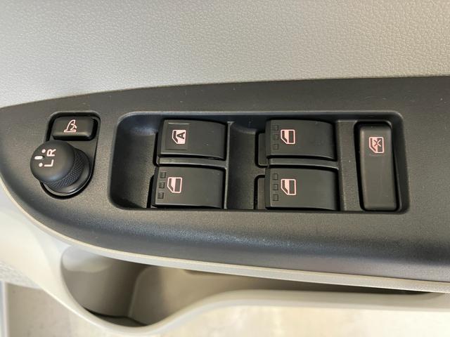 ブーンX SAII CDチューナー/コーナーセンサーワンオーナー 純正CDチューナー コーナーセンサー キーレスエントリー ハロゲンヘッドライト スマアシII 電動格納ミラー 取扱説明書 メンテナンスノート(香川県)の中古車