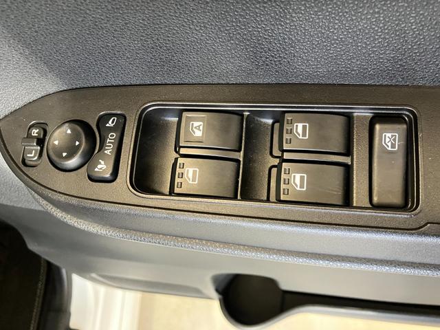 タントカスタムＸ　ＩＤＬＥレス　オーディオレス／アルミワンオーナー　オーディオレス　パノラマモニター対応カメラ　両側パワースライドドア　運転席・助手席シートヒーター　電動パーキングブレーキ　ＬＥＤヘッドランプ　純正１４インチアルミホイール　スマートキー（香川県）の中古車