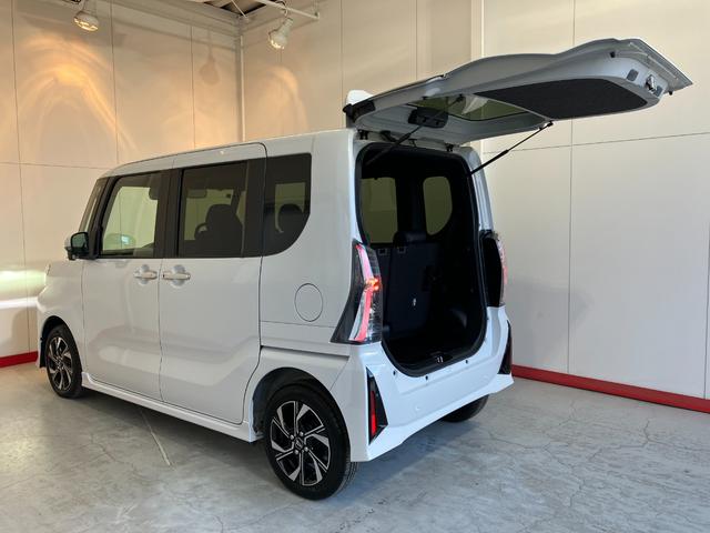 タントカスタムＸ　ＩＤＬＥレス　オーディオレス／アルミワンオーナー　オーディオレス　パノラマモニター対応カメラ　両側パワースライドドア　運転席・助手席シートヒーター　電動パーキングブレーキ　ＬＥＤヘッドランプ　純正１４インチアルミホイール　スマートキー（香川県）の中古車