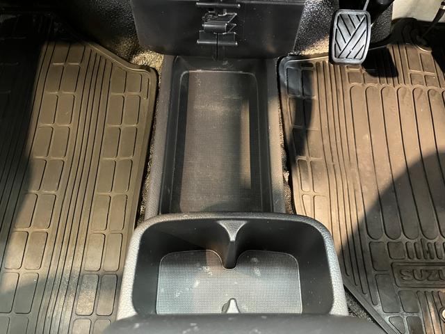 キャリイトラックKCエアコン・パワステ MT/AM/FMラジオワンオーナー MT AM/FMラジオ ハロゲンヘッドライト エアコン パワステ 取扱説明書 メンテナンスノート(香川県)の中古車