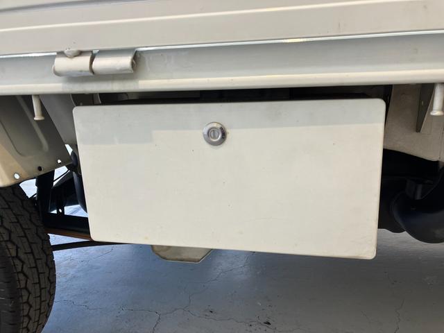 キャリイトラックKCエアコン・パワステ MT/AM/FMラジオワンオーナー MT AM/FMラジオ ハロゲンヘッドライト エアコン パワステ 取扱説明書 メンテナンスノート(香川県)の中古車