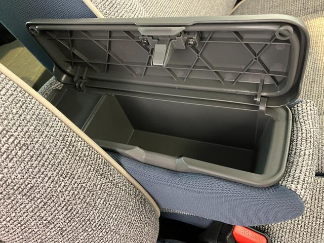 ムーヴキャンバスストライプスＧ　ディスプレイオーディオワンオーナー　９インチスマホ連携ディスプレイオーディオ　パノラマモニター　Ｂｌｕｅｔｏｏｔｈ接続　両側パワースライドドア　ワイヤレス充電器　ホッとカップホルダー　運転席・助手席シートヒーター（香川県）の中古車