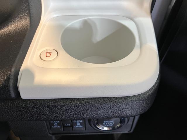 ムーヴキャンバスストライプスＧ　ディスプレイオーディオワンオーナー　９インチスマホ連携ディスプレイオーディオ　パノラマモニター　Ｂｌｕｅｔｏｏｔｈ接続　両側パワースライドドア　ワイヤレス充電器　ホッとカップホルダー　運転席・助手席シートヒーター（香川県）の中古車