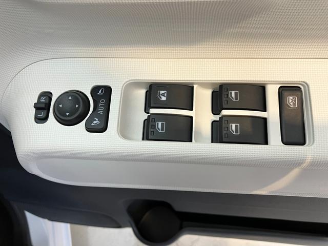 ムーヴキャンバスストライプスＧ　ディスプレイオーディオワンオーナー　９インチスマホ連携ディスプレイオーディオ　パノラマモニター　Ｂｌｕｅｔｏｏｔｈ接続　両側パワースライドドア　ワイヤレス充電器　ホッとカップホルダー　運転席・助手席シートヒーター（香川県）の中古車