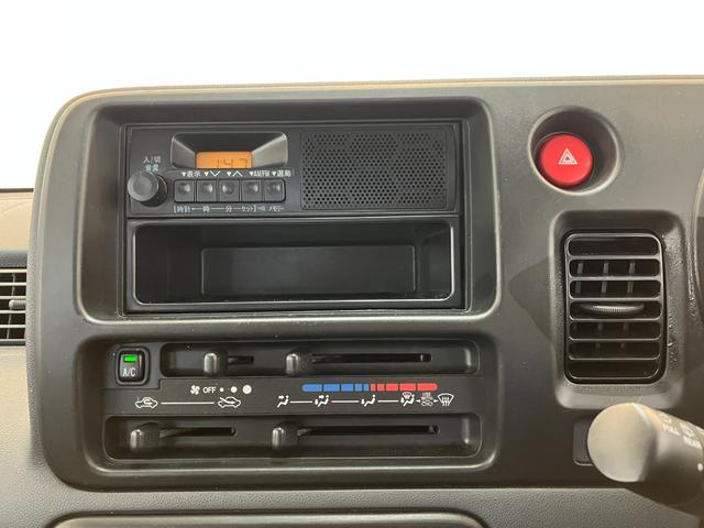 ハイゼットカーゴスペシャル　ＭＴ　２ＷＤ　ラジオＭＴ　２ＷＤ　ＡＭ／ＦＭラジオ　ハロゲンヘッドライト　両側スライドドア　取扱説明書　メンテナンスノート（香川県）の中古車