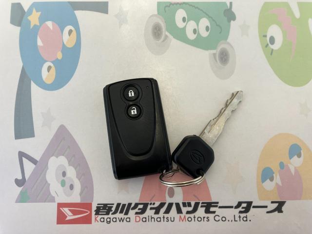 コペンローブワンオーナー　ターボ　純正ナビ　純正ＥＴＣ　運転席・助手席シートヒーター　純正１６インチアルミホイール　アイドリングストップ　ＬＥＤヘッドランプ　スマートキー　取扱説明書　メンテナンスノート（香川県）の中古車