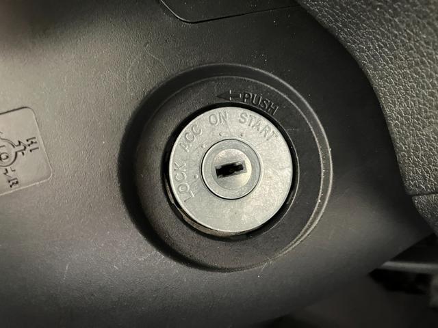 ハイゼットカーゴＤＸ　キーレスエントリー／両側スライドドアワンオーナー　ＡＭ／ＦＭラジオ　キーレスエントリー　スマアシ　両側スライドドア　ハロゲンヘッドライト　オートライト　オートマチックハイビーム　アイドリングストップ　取扱説明書　メンテナンスノート（香川県）の中古車