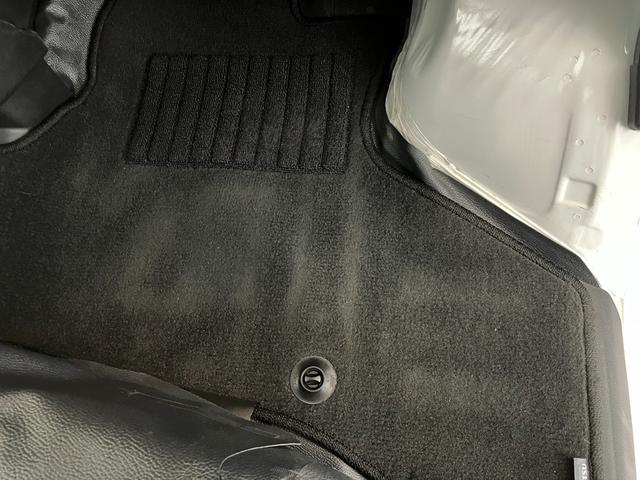 ハイゼットカーゴＤＸ　キーレスエントリー／両側スライドドアワンオーナー　ＡＭ／ＦＭラジオ　キーレスエントリー　スマアシ　両側スライドドア　ハロゲンヘッドライト　オートライト　オートマチックハイビーム　アイドリングストップ　取扱説明書　メンテナンスノート（香川県）の中古車