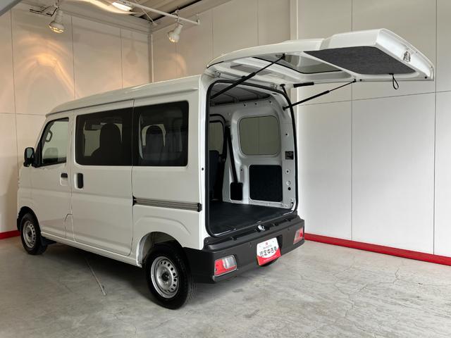 ハイゼットカーゴＤＸ　キーレスエントリー／両側スライドドアワンオーナー　ＡＭ／ＦＭラジオ　キーレスエントリー　スマアシ　両側スライドドア　ハロゲンヘッドライト　オートライト　オートマチックハイビーム　アイドリングストップ　取扱説明書　メンテナンスノート（香川県）の中古車