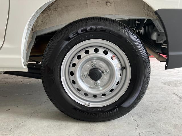 ハイゼットカーゴＤＸ　キーレスエントリー／両側スライドドアワンオーナー　ＡＭ／ＦＭラジオ　キーレスエントリー　スマアシ　両側スライドドア　ハロゲンヘッドライト　オートライト　オートマチックハイビーム　アイドリングストップ　取扱説明書　メンテナンスノート（香川県）の中古車