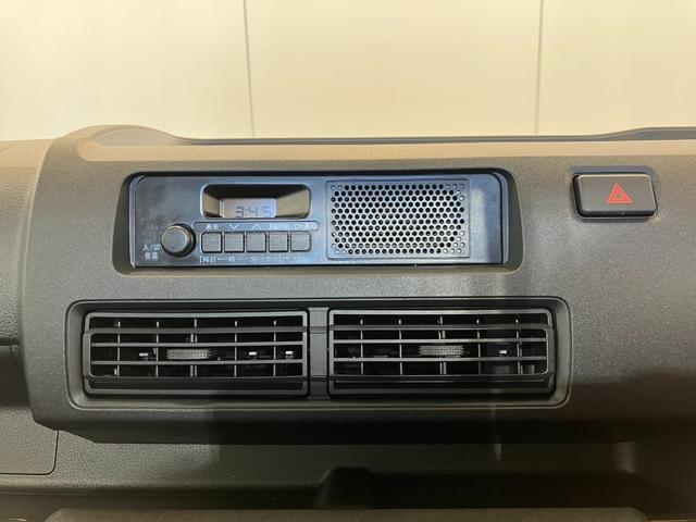 ハイゼットトラックスタンダード　ＭＴ／ＡＭ／ＦＭラジオＭＴ　ＡＭ／ＦＭラジオ　ハロゲンヘッドライト　オートライト　オートマチックハイビーム　ゴムマット　バイザー　スマアシ　取扱説明書　メンテナンスノート（香川県）の中古車