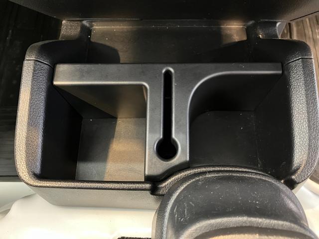 ハイゼットトラックスタンダード　ＭＴ／ＡＭ／ＦＭラジオＭＴ　ＡＭ／ＦＭラジオ　ハロゲンヘッドライト　オートライト　オートマチックハイビーム　ゴムマット　バイザー　スマアシ　取扱説明書　メンテナンスノート（香川県）の中古車