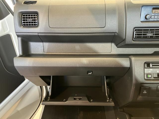ハイゼットトラックスタンダード　ＭＴ／ＡＭ／ＦＭラジオＭＴ　ＡＭ／ＦＭラジオ　ハロゲンヘッドライト　オートライト　オートマチックハイビーム　ゴムマット　バイザー　スマアシ　取扱説明書　メンテナンスノート（香川県）の中古車
