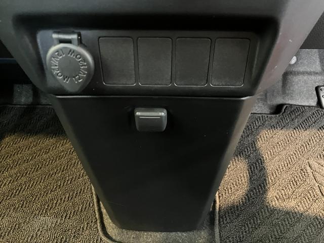 トールカスタムGパノラマモニター・バックモニター対応カメラ 電動パーキングブレーキ オートブレーキホールド 両側パワースライドドア オーディオレス スマートキー LEDヘッドランプ オートライト オートハイビーム(香川県)の中古車