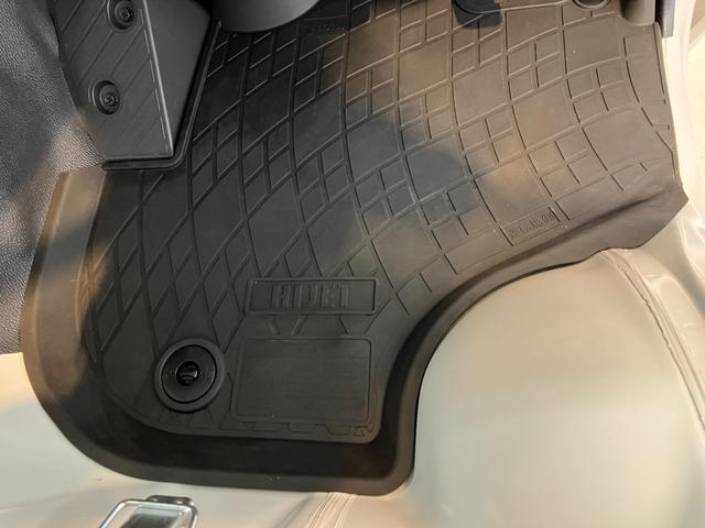 ハイゼットトラックスタンダード CVT 2WD ラジオCVT 2WD ワンオーナー AM/FMラジオ ハロゲンヘッドライト オートライト オートハイビーム アイドリングストップ ラバーマット スマアシ(香川県)の中古車
