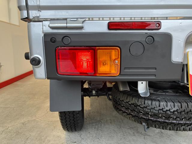 ハイゼットトラックスタンダード CVT 2WD ラジオCVT 2WD ワンオーナー AM/FMラジオ ハロゲンヘッドライト オートライト オートハイビーム アイドリングストップ ラバーマット スマアシ(香川県)の中古車