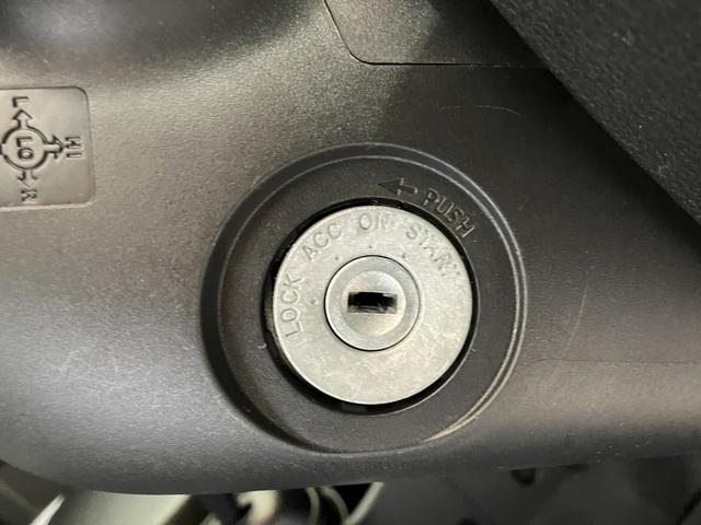 ハイゼットトラックスタンダード　農用スペシャル　４ＷＤ／作業灯ワンオーナー　４ＷＤ　作業灯　ＡＭ／ＦＭラジオ　ハロゲンヘッドライト　オートライト　オートマチックハイビーム　取扱説明書　メンテナンスノート（香川県）の中古車