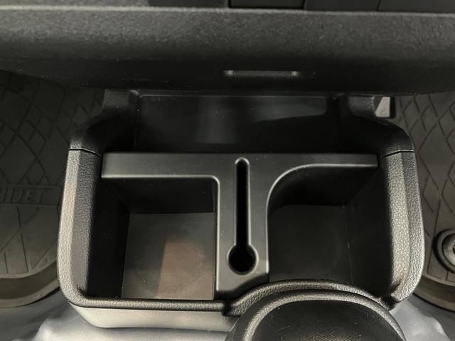 ハイゼットトラックスタンダード　農用スペシャル　４ＷＤ／作業灯ワンオーナー　４ＷＤ　作業灯　ＡＭ／ＦＭラジオ　ハロゲンヘッドライト　オートライト　オートマチックハイビーム　取扱説明書　メンテナンスノート（香川県）の中古車