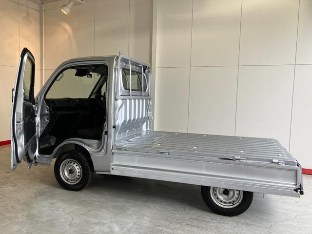 ハイゼットトラックスタンダード　農用スペシャル　４ＷＤ／作業灯ワンオーナー　４ＷＤ　作業灯　ＡＭ／ＦＭラジオ　ハロゲンヘッドライト　オートライト　オートマチックハイビーム　取扱説明書　メンテナンスノート（香川県）の中古車