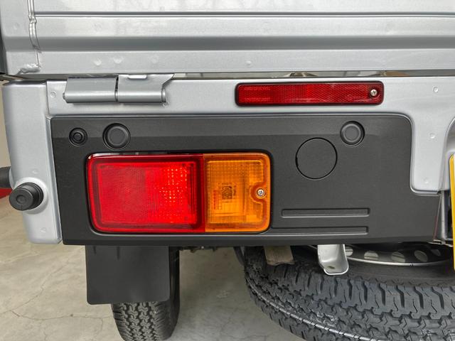 ハイゼットトラックスタンダード　農用スペシャル　４ＷＤ／作業灯ワンオーナー　４ＷＤ　作業灯　ＡＭ／ＦＭラジオ　ハロゲンヘッドライト　オートライト　オートマチックハイビーム　取扱説明書　メンテナンスノート（香川県）の中古車