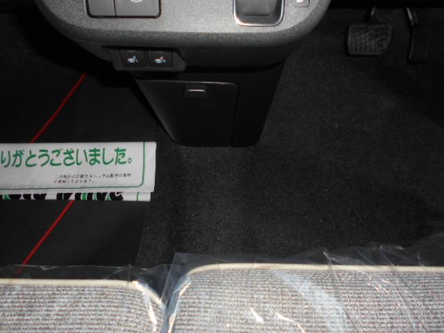 ムーヴキャンバスストライプスＧ　４ＷＤ　届出済未走行車（福井県）の中古車