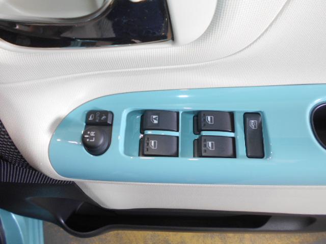 ムーヴキャンバスＸホワイトアクセントリミテッド　ＳＡ３　４ＷＤ　純正ナビ装着２０２０年モデル　ダイハツ純正８インチメモリーナビ　ドライブレコーダー　パノラマモニター　装着車（福井県）の中古車