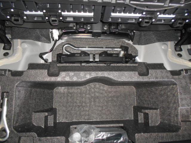 ムーヴキャンバスXリミテッドメイクアップ SA2 純正ナビ パノラマモニター2017年モデル ダイハツ純正ワイドダイヤトーンサウンドメモリーナビ パノラマモニター TVコントロールキット 装着車(福井県)の中古車