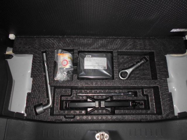 タントカスタムX トップエディションSA2 4WD 純正ナビ装着2017年モデル ダイハツ純正メモリーナビ バックモニター ドライブレコーダー TVコントロールキット 装着車 ノーマルタイヤ4本新品(福井県)の中古車