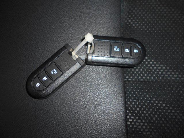 タントカスタムX トップエディションSA2 4WD 純正ナビ装着2017年モデル ダイハツ純正メモリーナビ バックモニター ドライブレコーダー TVコントロールキット 装着車 ノーマルタイヤ4本新品(福井県)の中古車