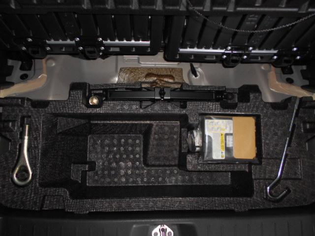 ムーヴキャンバスＸメイクアップリミテッド　ＳＡ３　４ＷＤ　純正ナビ　ドラレコ２０１９年モデル　ダイハツ純正８インチメモリーナビ　ドライブレコーダー　パノラマモニター　装着車（福井県）の中古車