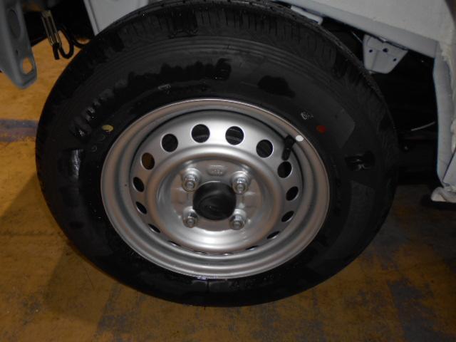 ハイゼットカーゴデラックス　４ＷＤ届出済未走行車（福井県）の中古車