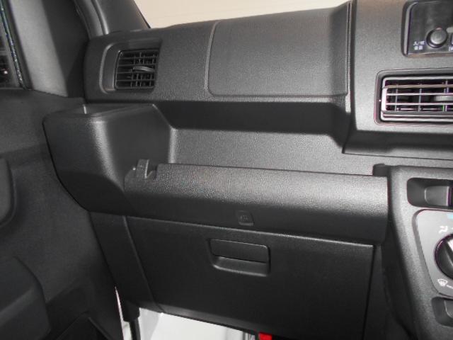 ハイゼットカーゴデラックス　４ＷＤ届出済未走行車（福井県）の中古車