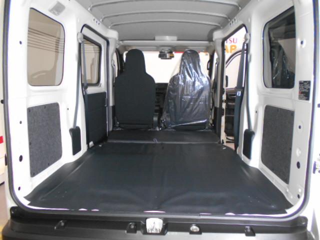 ハイゼットカーゴデラックス　４ＷＤ届出済未走行車（福井県）の中古車