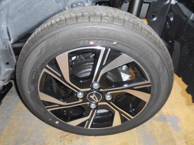 タントカスタムＸ　４ＷＤ登録済未走行車（福井県）の中古車