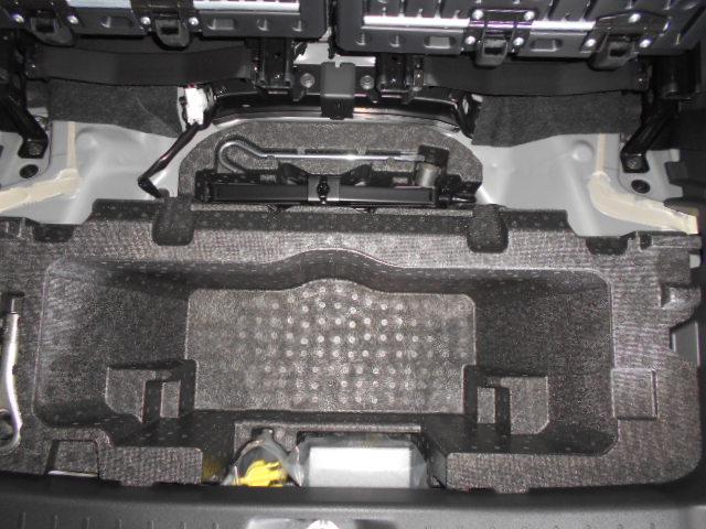 ムーヴキャンバスＧブラックアクセントＶＳ　ＳＡ３　純正ナビ　ドラレコ装着２０２１年モデル　ダイハツ純正８インチメモリーナビ　ドライブレコーダー　パノラマモニター　ＴＶコントロールキット　装着車（福井県）の中古車