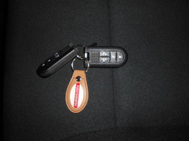 ムーヴキャンバスＧブラックアクセントＶＳ　ＳＡ３　純正ナビ　ドラレコ装着２０２１年モデル　ダイハツ純正８インチメモリーナビ　ドライブレコーダー　パノラマモニター　ＴＶコントロールキット　装着車（福井県）の中古車