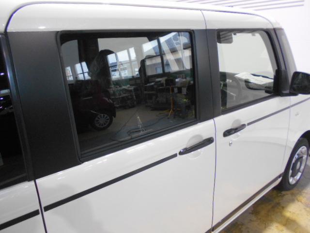 ムーヴキャンバスＧブラックアクセントＶＳ　ＳＡ３　純正ナビ　パノラマモニター２０１８年モデル　ダイハツ純正ワイドダイヤトーンサウンドメモリーナビ　ドライブレコーダー　パノラマモニター　ＴＶコントロールキット　装着車（福井県）の中古車