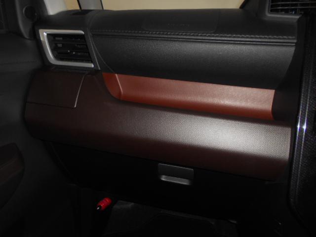 トールＧ　ＳＡ２　９インチナビ　ドラレコ　パノラマモニター装着ダイハツ純正９インチメモリーナビ　ドライブレコーダー　パノラマモニター　ＴＶコントロールキット　装着車　ノーマルタイヤ４本新品（福井県）の中古車