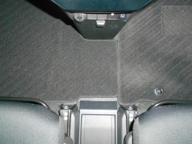 トールＧ　ＳＡ２　９インチナビ　ドラレコ　パノラマモニター装着ダイハツ純正９インチメモリーナビ　ドライブレコーダー　パノラマモニター　ＴＶコントロールキット　装着車　ノーマルタイヤ４本新品（福井県）の中古車